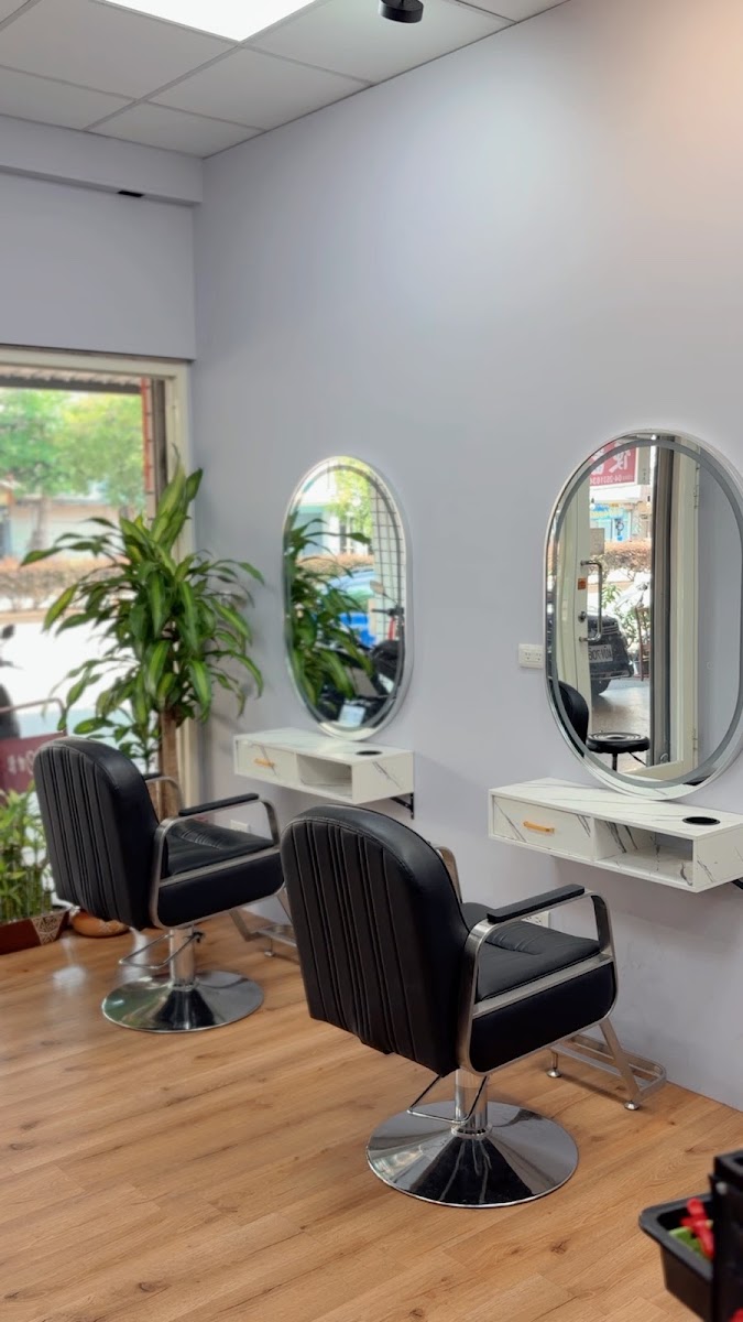 N.S Hair salon的照片，第 1 張，共 8 張